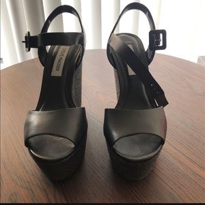 Steve Madden Black Wedges Heels